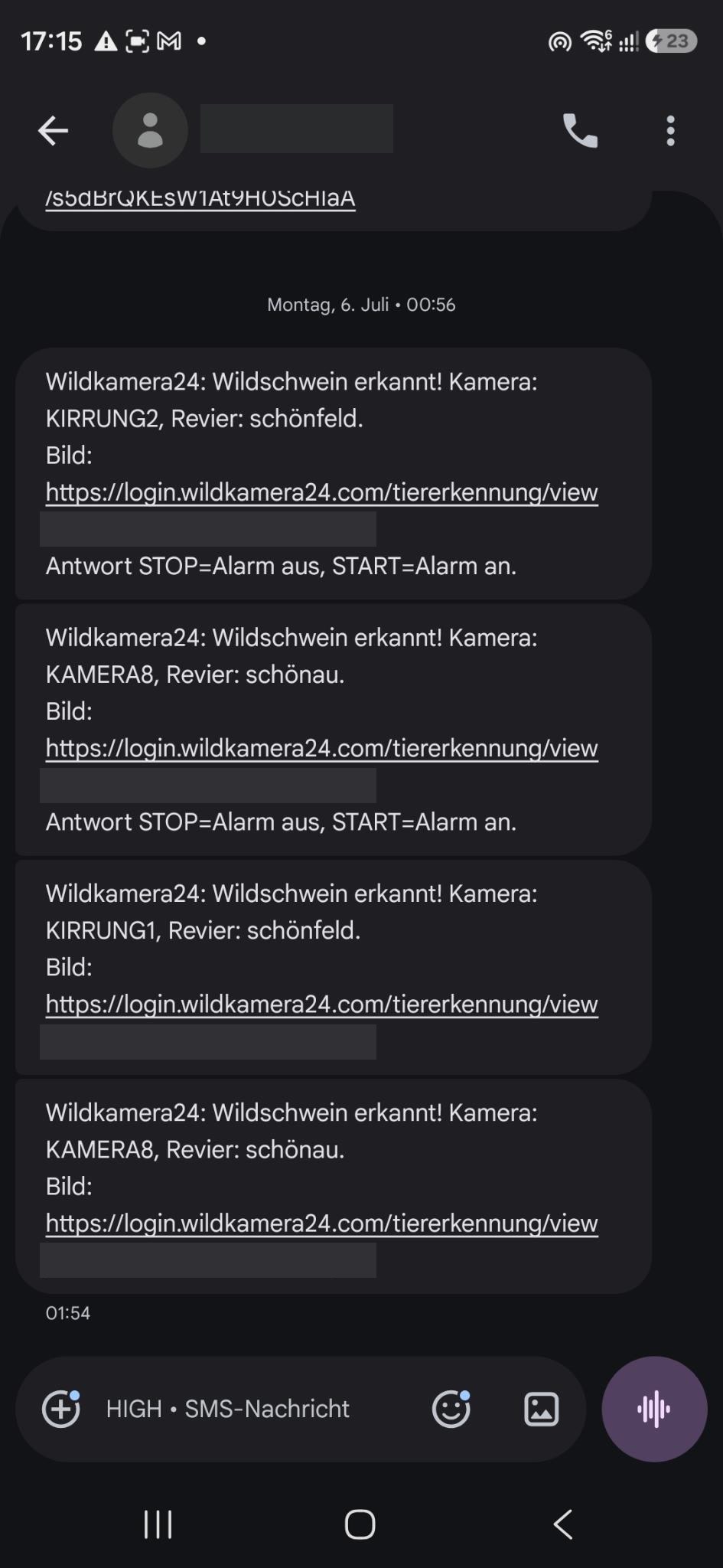SMS-Alarm auf dem Handy: erkannte Tierart mit Uhrzeit und Kamera